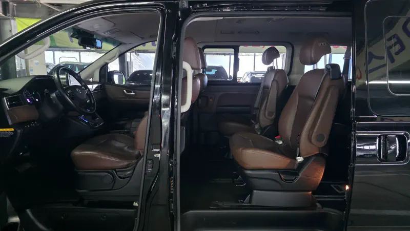 Hyundai Grand Starex