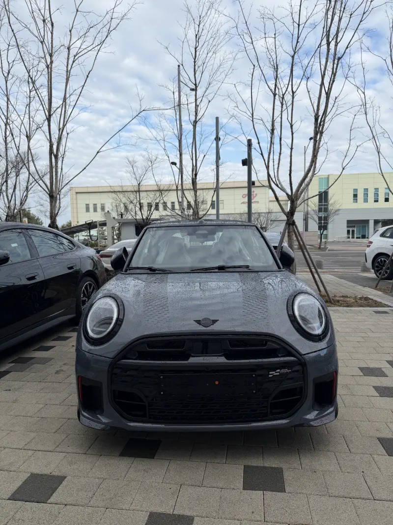 MINI Cooper Convertible