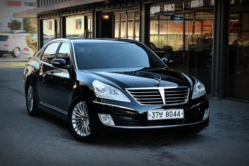 Hyundai Equus
