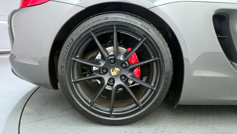 Porsche Cayman