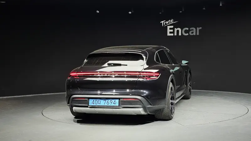 Porsche Taycan