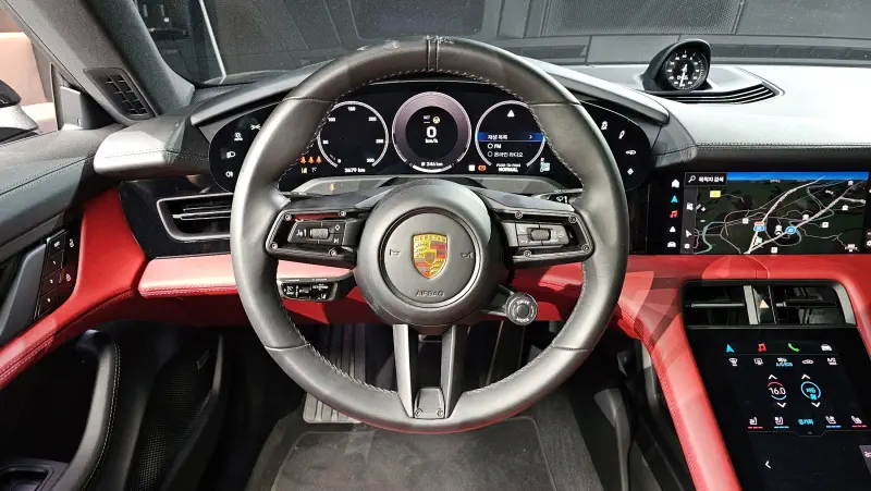 Porsche Taycan