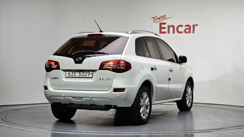 Renault QM5