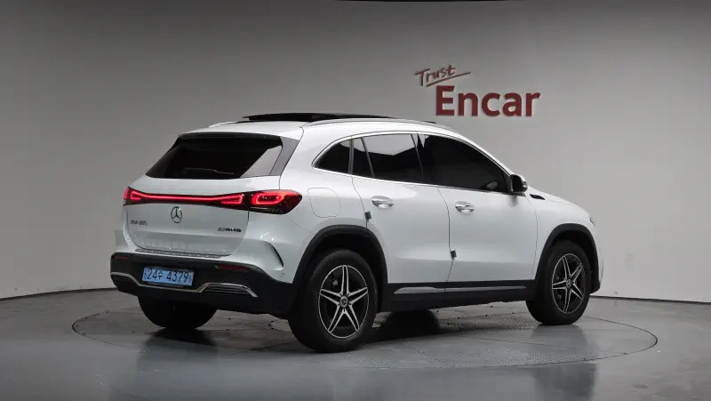 Mercedes-Benz EQA