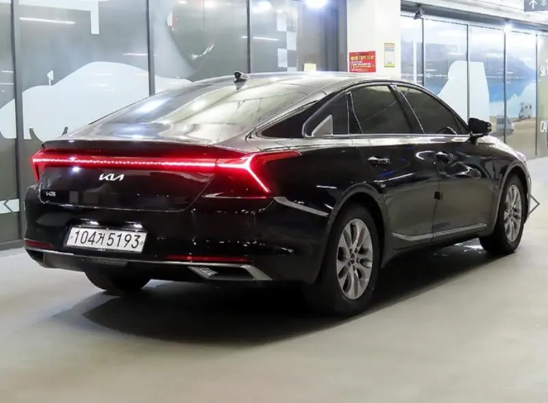 Kia K8