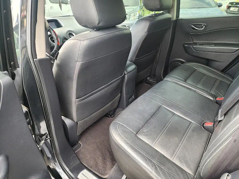 Renault QM5