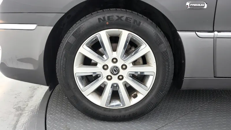 Kia OPIRUS