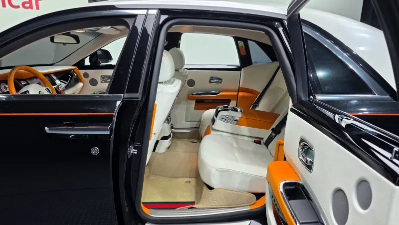 Rolls-Royce GHOST