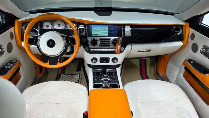 Rolls-Royce GHOST