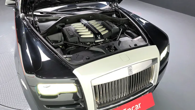 Rolls-Royce GHOST