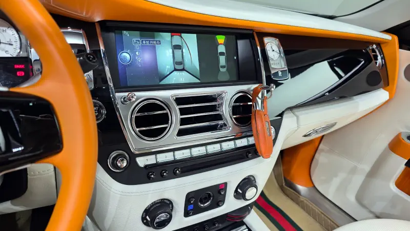 Rolls-Royce GHOST