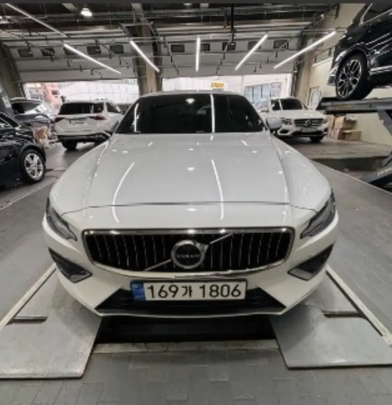 Volvo S60
