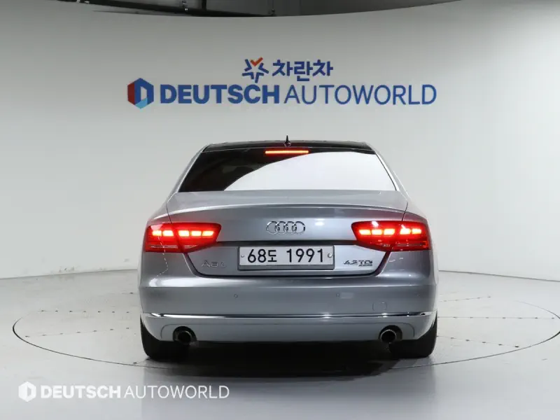 Audi A8