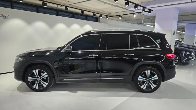 Mercedes-Benz EQB