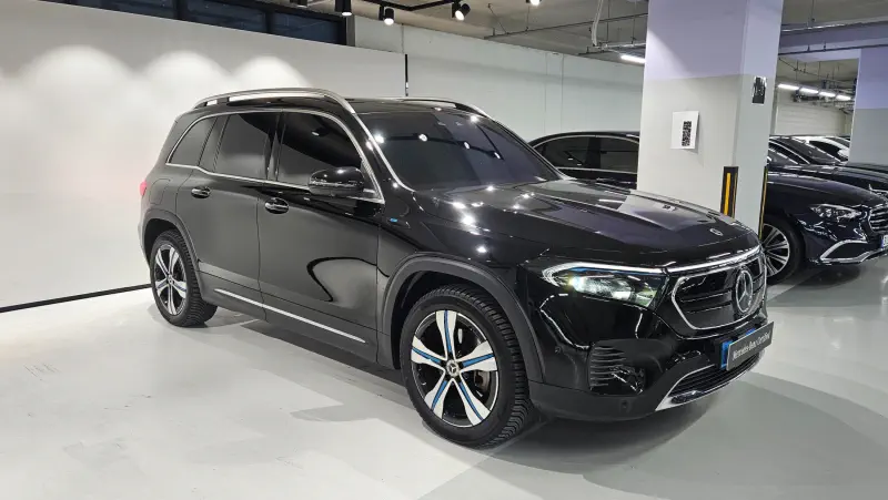 Mercedes-Benz EQB