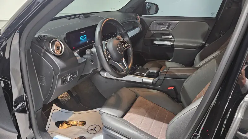Mercedes-Benz EQB