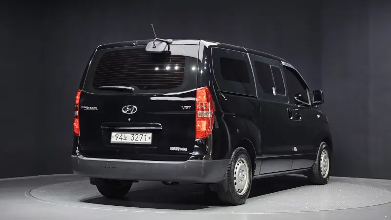 Hyundai Grand Starex