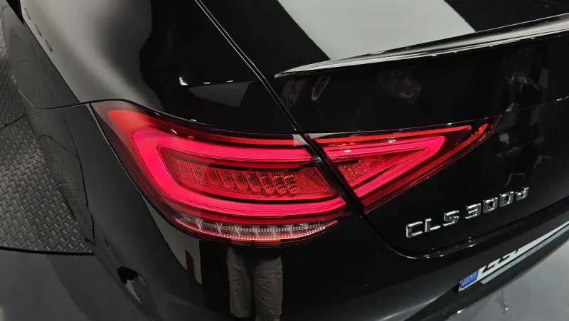 Mercedes-Benz CLS-Class