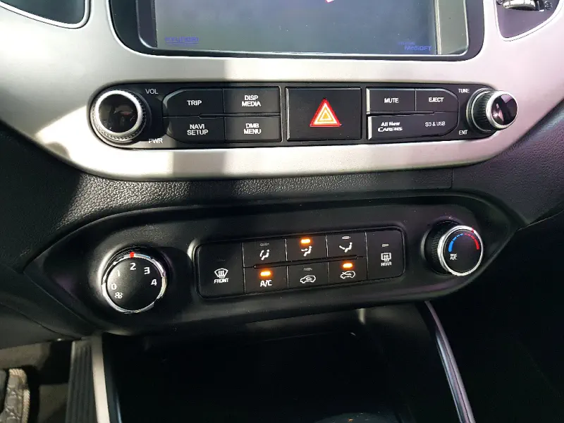Kia Carens