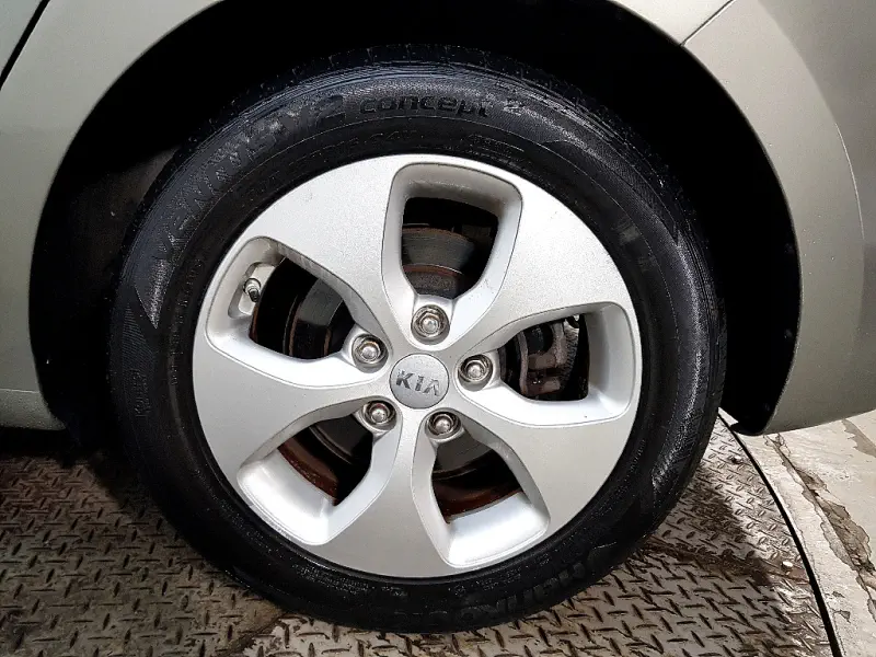 Kia Carens