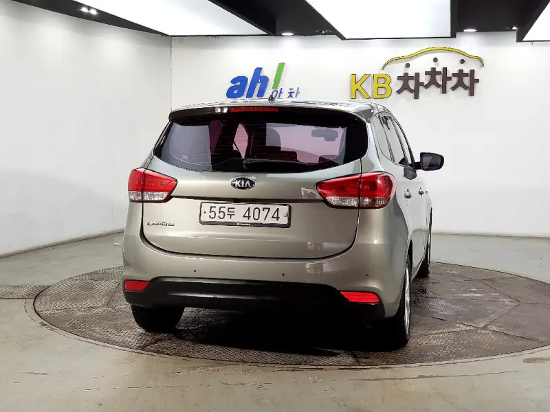 Kia Carens