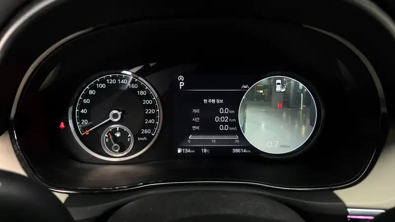Genesis GV70