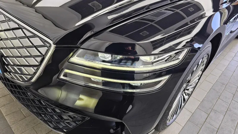 Genesis Electrified G80