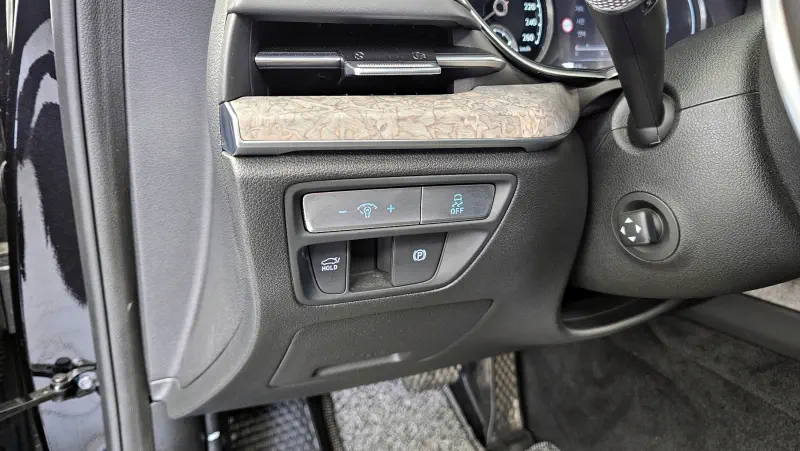 Genesis Electrified G80