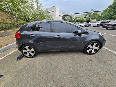 Kia pride