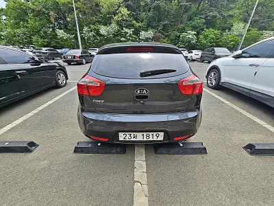 Kia pride