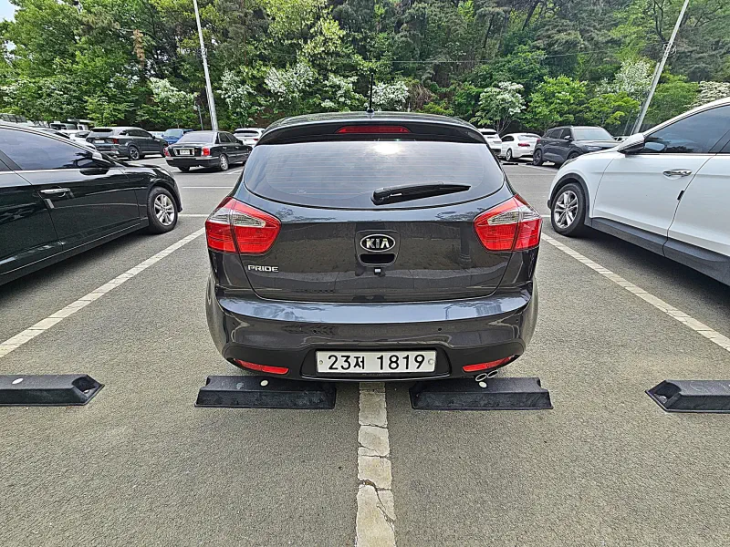 Kia pride