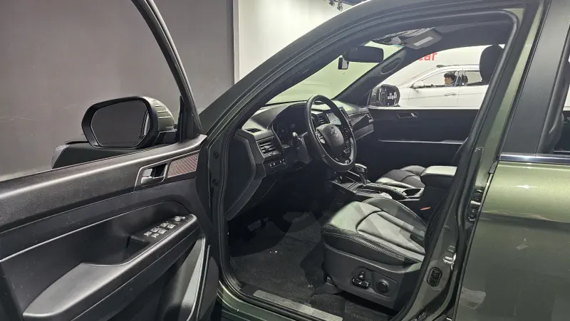 SsangYong Rexton Sports Khan