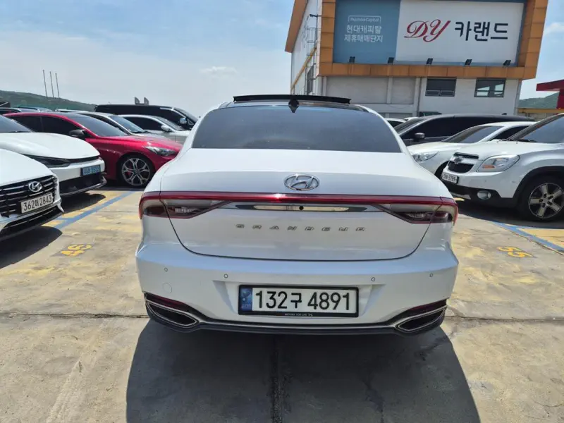 Hyundai Grandeur
