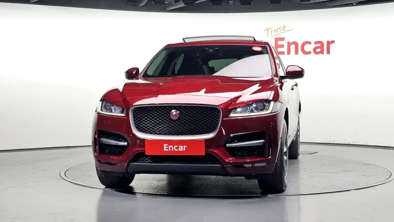 Jaguar F-Pace