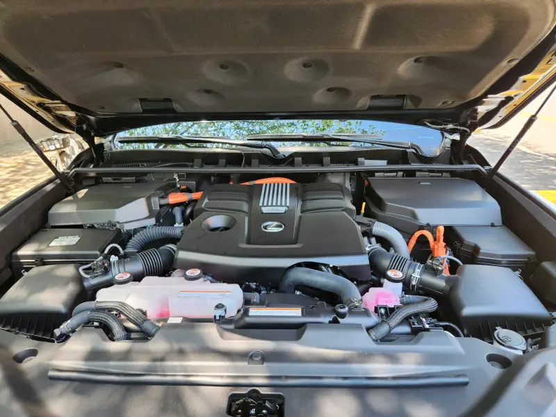 Lexus LX570