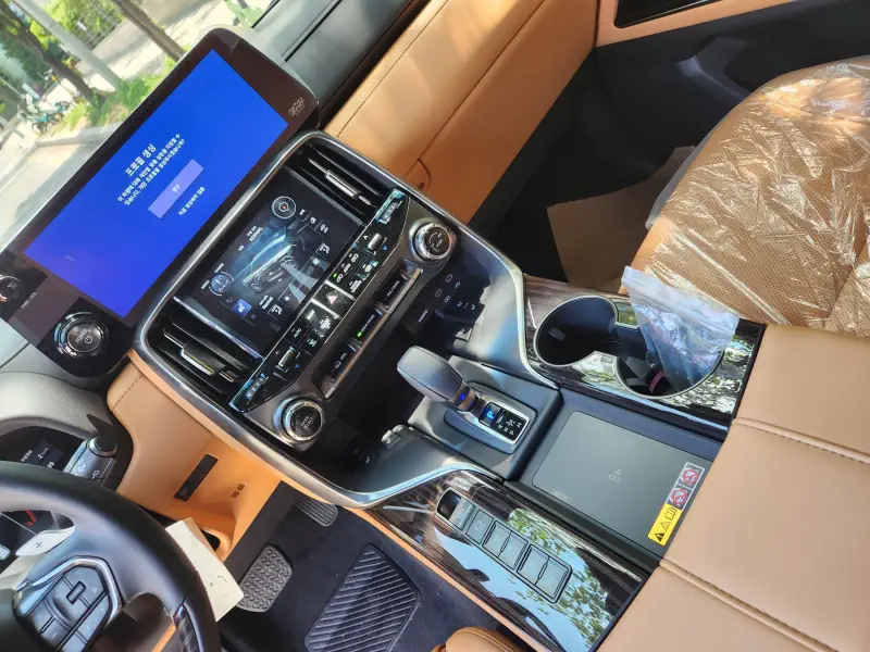 Lexus LX570