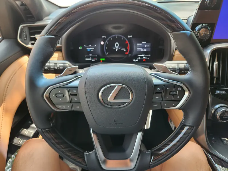 Lexus LX570