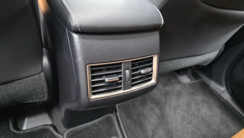 Lexus NX300h