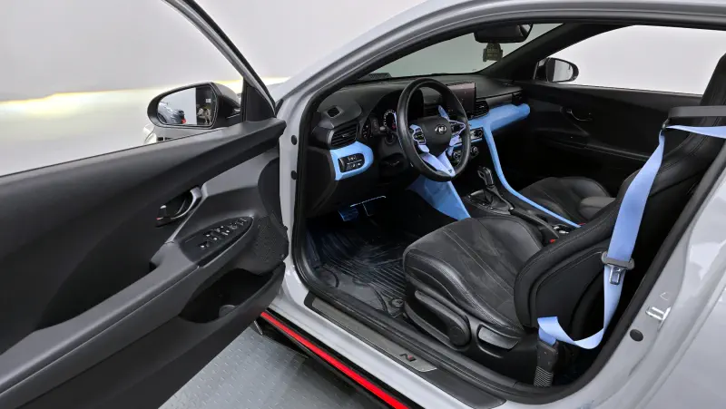 Hyundai Veloster