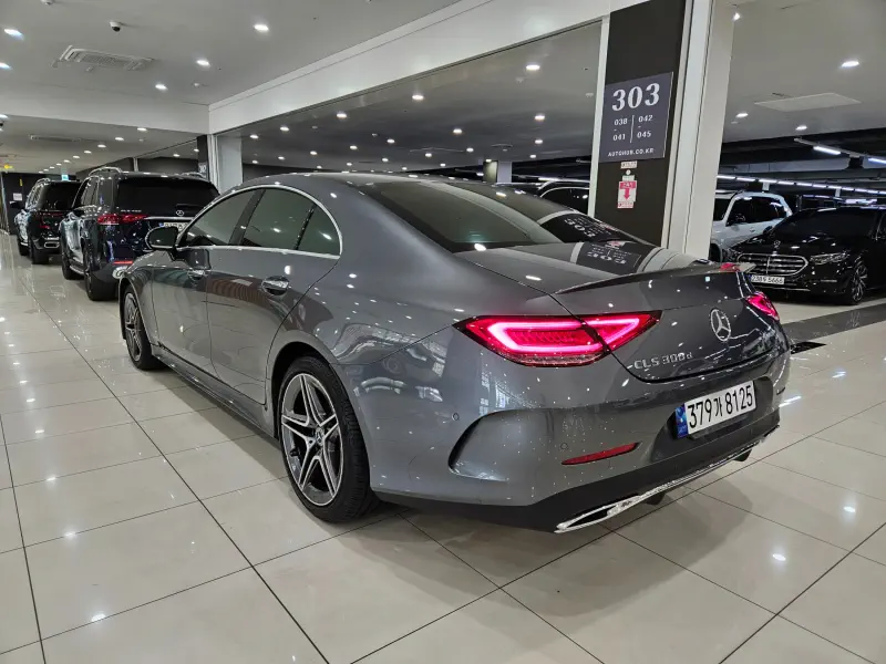 Mercedes-Benz CLS-Class