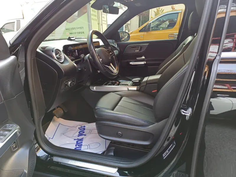 Mercedes-Benz GLB-Class