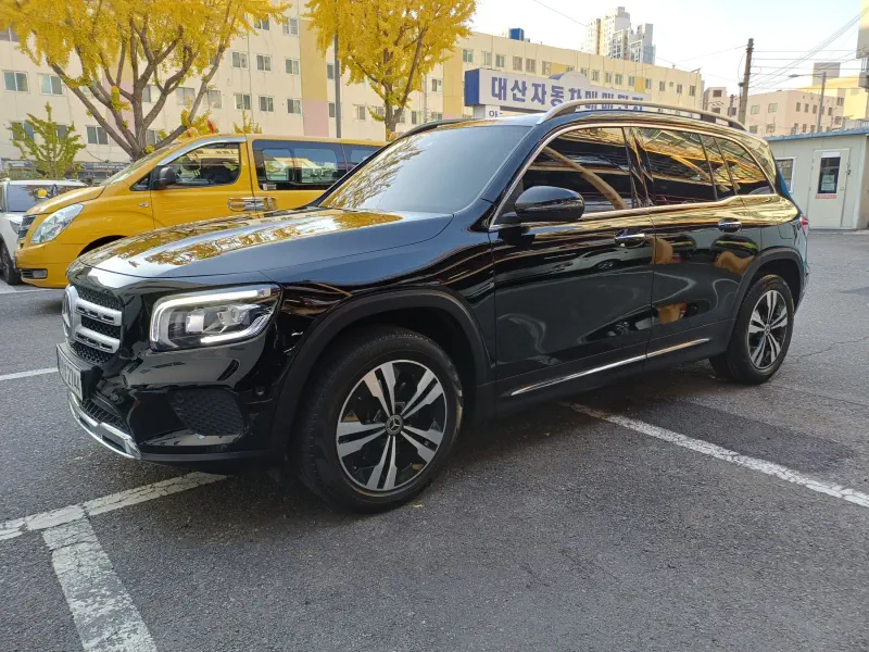Mercedes-Benz GLB-Class