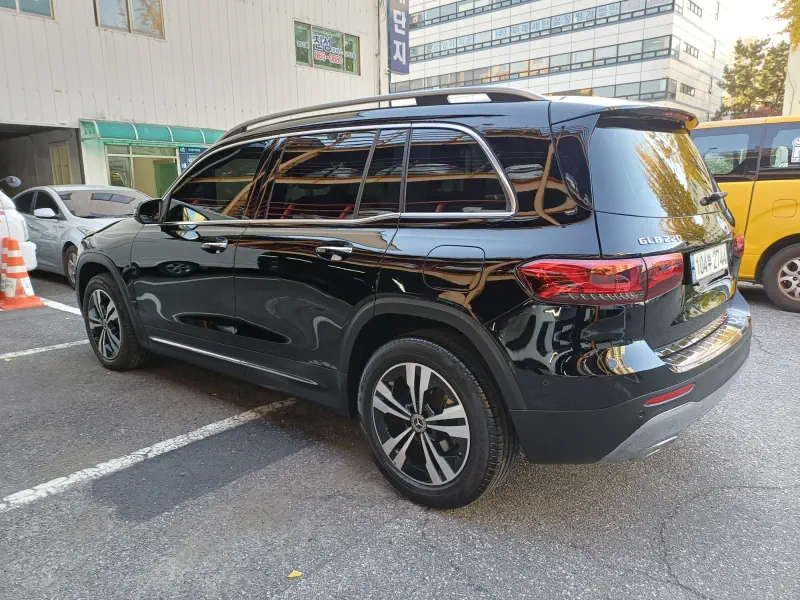Mercedes-Benz GLB-Class
