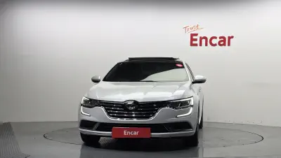 Renault SM6