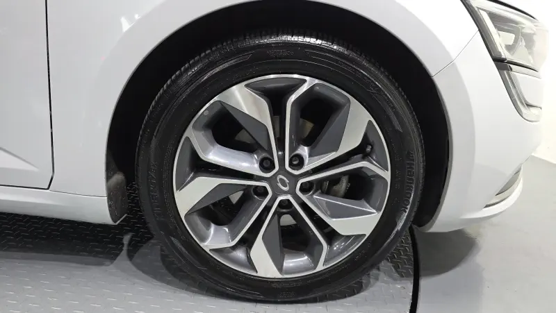 Renault Samsung SM6