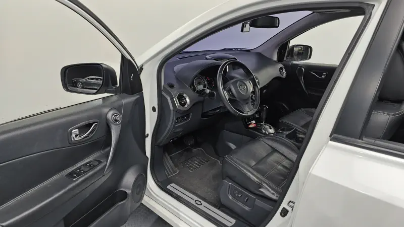 Renault QM5