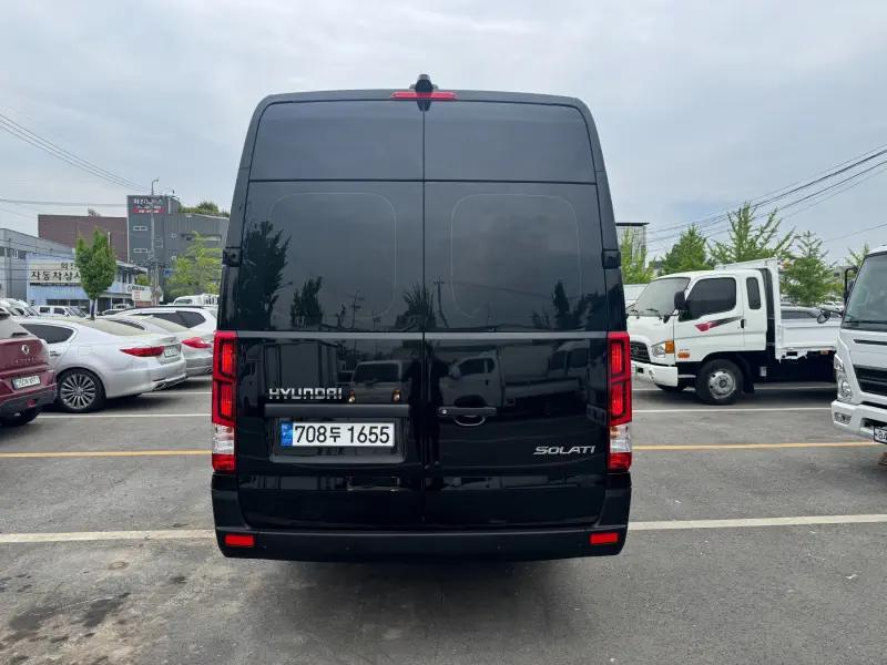 Hyundai H1
