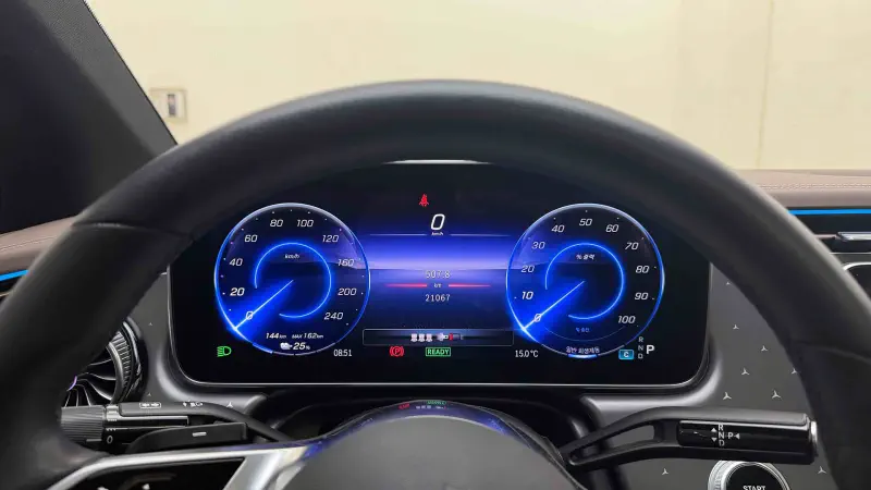 Mercedes-Benz EQE