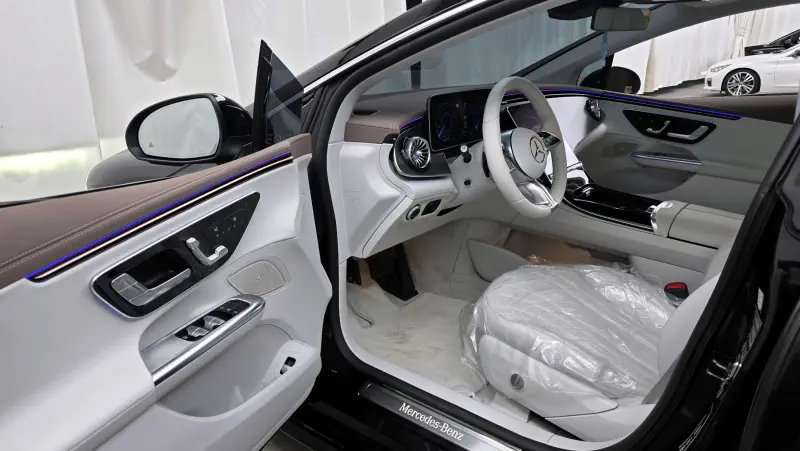 Mercedes-Benz EQE