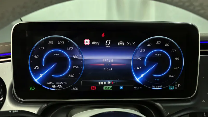 Mercedes-Benz EQE
